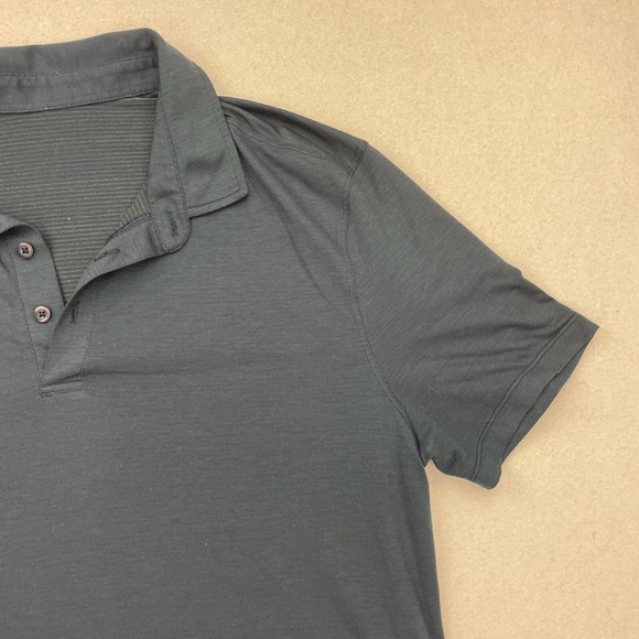 Lululemon Mens Activewear Polo Shirt Navy Blue Medium Short Sleeve Workout Golf - Picture 3 of 10